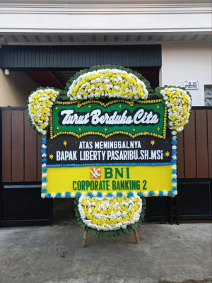 Papan Bunga Duka di Ngropoh